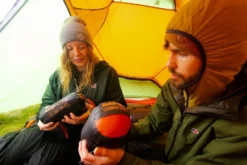 Vango Aotrom Mattress -Vango Camping 2020 vango lifestyle sleeping mats aotrom low res 09